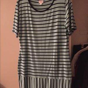 LuLaRoe Julia 2x stripes
